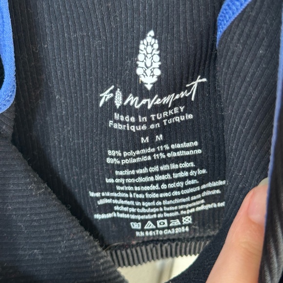 Free People Movement Black Racerback Crop Top with‎ Blue Trim and V Neckline Med - Picture 3 of 3